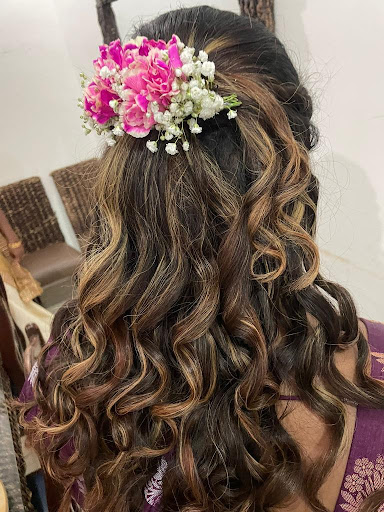 THARAA BEAUTY & BRIDAL THARAA BEAUTY & BRIDAL