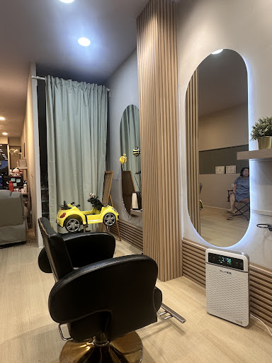 FELICITY HAIR STUDIO FELICITY HAIR STUDIO