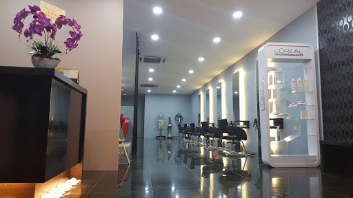 8 Degrees Hair Studio 8 Degrees Hair Studio