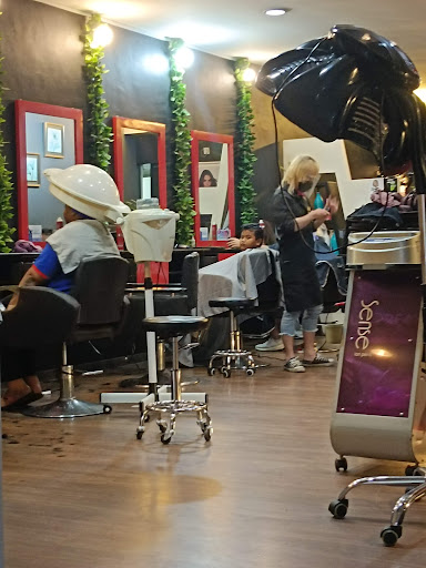 In Touch Hair & Beauty Saloon In Touch Hair & Beauty Saloon