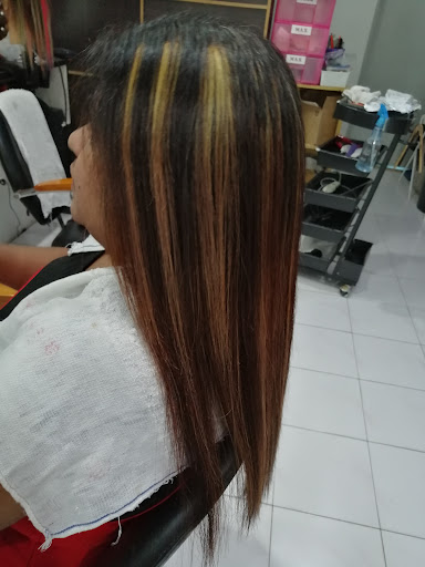 In- Max Hair Salon In- Max Hair Salon