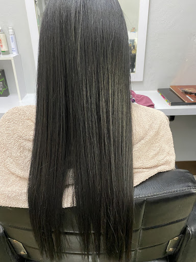 Esteen Beauty Saloon Esteen Beauty Saloon