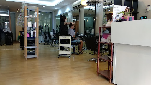 Coudee Hair Dressing Coudee Hair Dressing