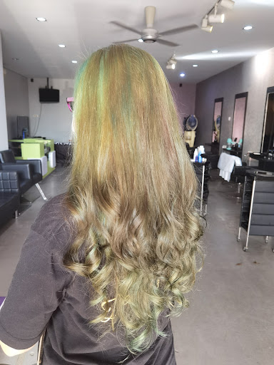 Zanne hair studio Zanne hair studio