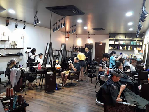 Clippers & Scissors Hair Saloon HQ - Bentong Clippers & Scissors Hair Saloon HQ - Bentong
