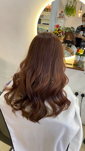 MK ANG HAIR STUDIO MK ANG HAIR STUDIO