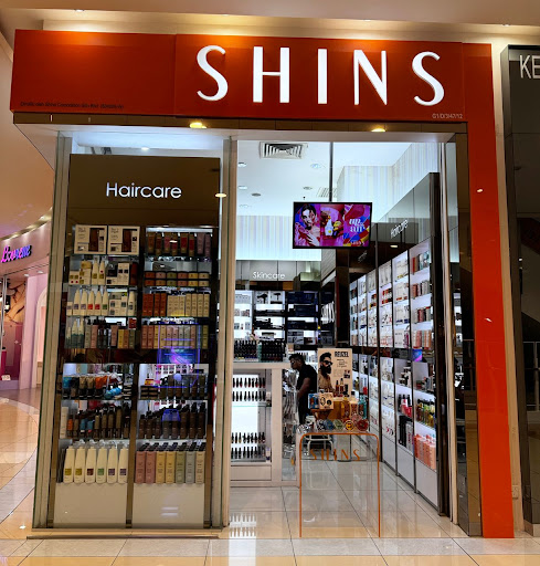 SHINS AEON STATION 18 SHINS AEON STATION 18
