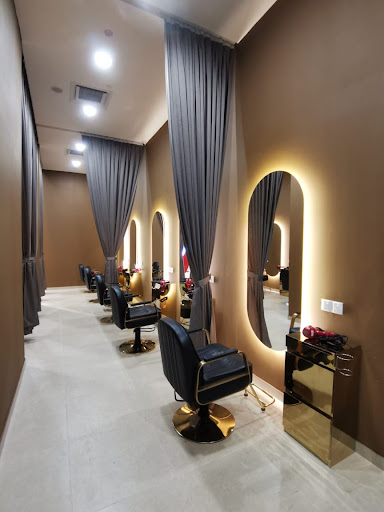APT Hair & Nail Salon | Best Hair Salon In Putrajaya | Nail Services In IOI City Mall APT Hair & Nail Salon | Best Hair Salon In Putrajaya | Nail Services In IOI City Mall