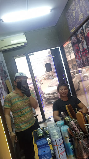 Uncle Freda Mobile Barber Uncle Freda Mobile Barber