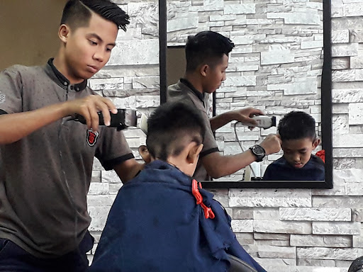 Da.Di.Du Borneo Haircut Da.Di.Du Borneo Haircut