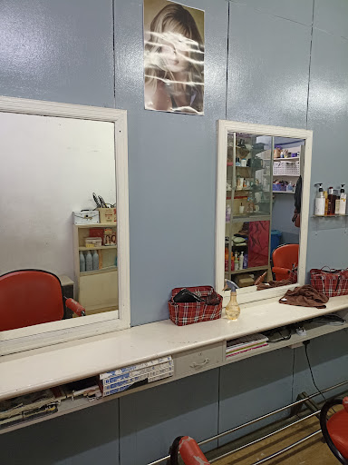 Kedai Keriting Rambut Falisah Kedai Keriting Rambut Falisah