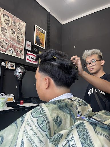 Oldtown Barbershop Lawas Oldtown Barbershop Lawas