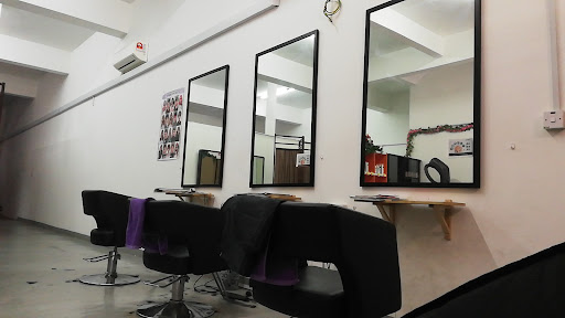 Jurina Saloon Jurina Saloon