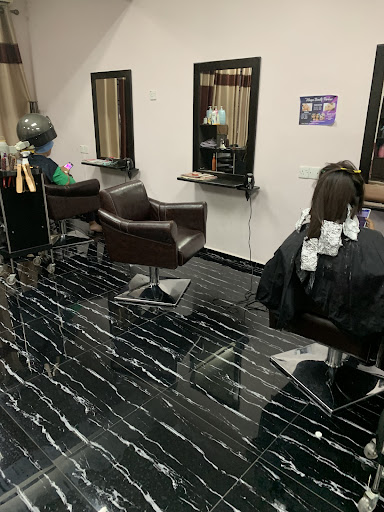 Zhao Zhao Hairdressing Zhao Zhao Hairdressing