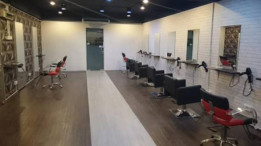 72 Change Hair Salon 72 Change Hair Salon