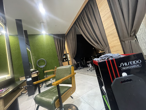 D'LUXE Studio Spa Mid Valley Southkey | JB Hair Salon D'LUXE Studio Spa Mid Valley Southkey | JB Hair Salon