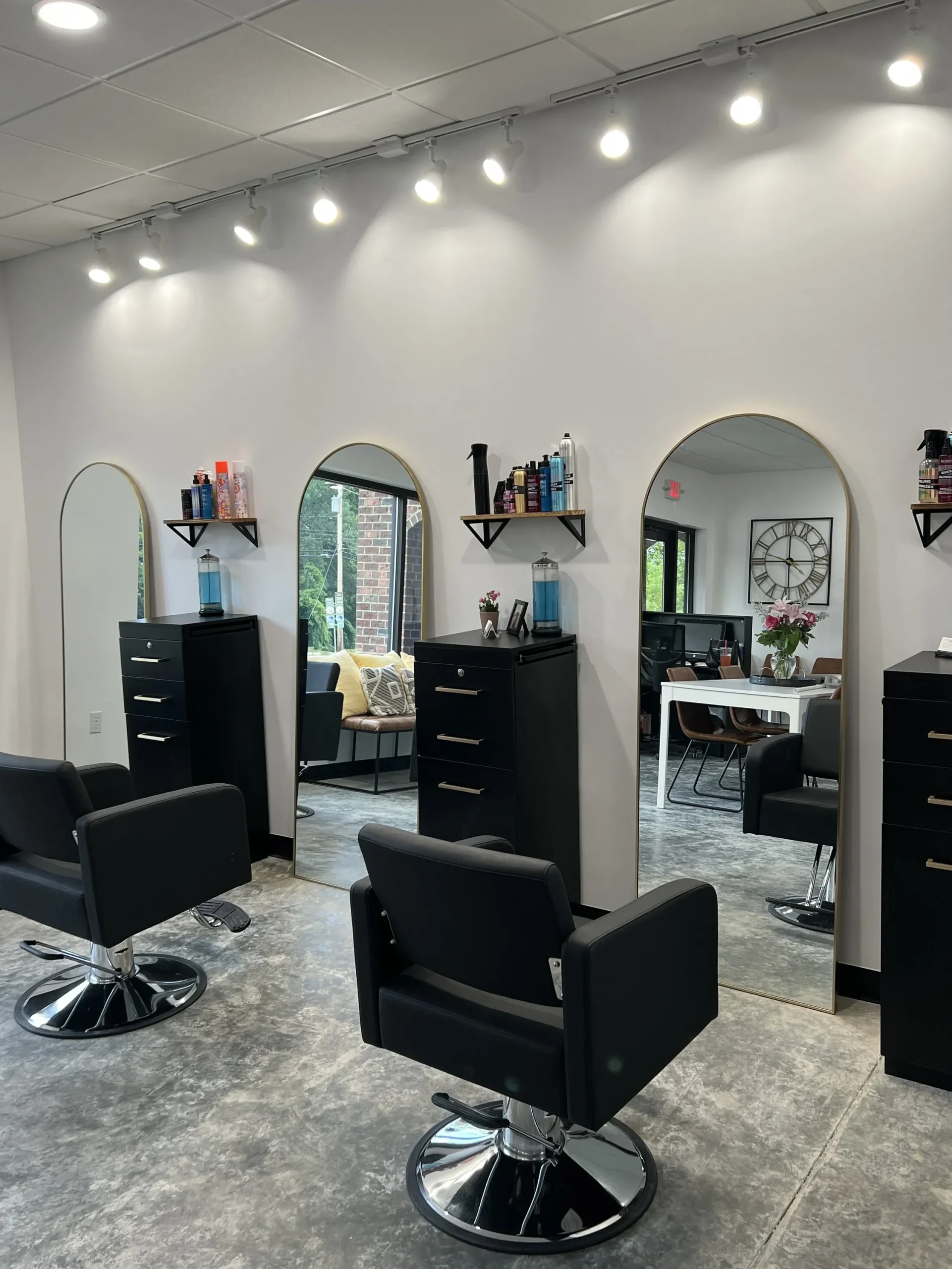 IDEAS Hair Studio 1 ideas hair studio scaled