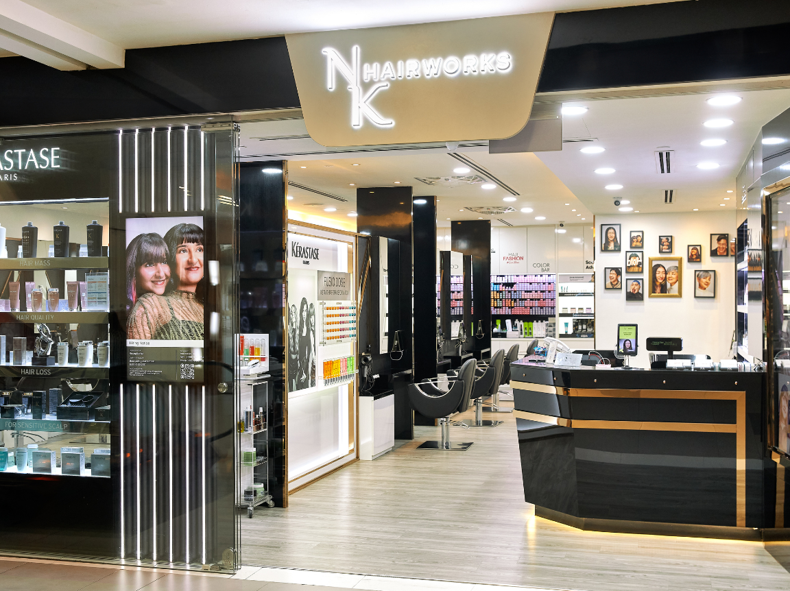 N.E.X SALOON 1 n e x saloon
